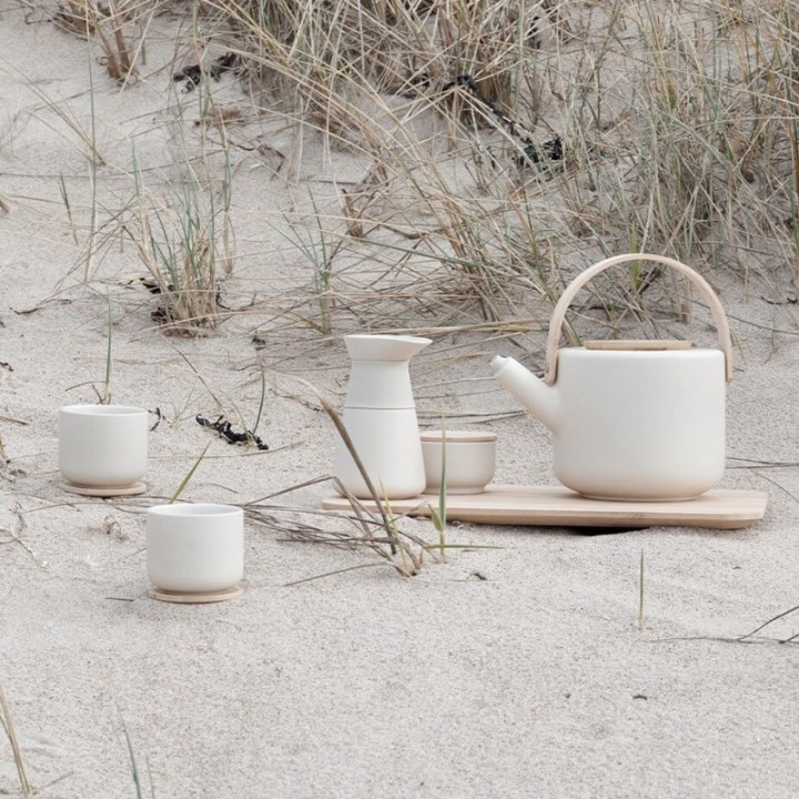 Stelton Theo Mug incl. coaster 1 pc Sand
