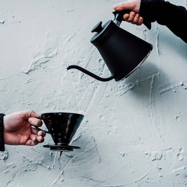 Hario Fit V60 Drip Kettle 1.2 L Black