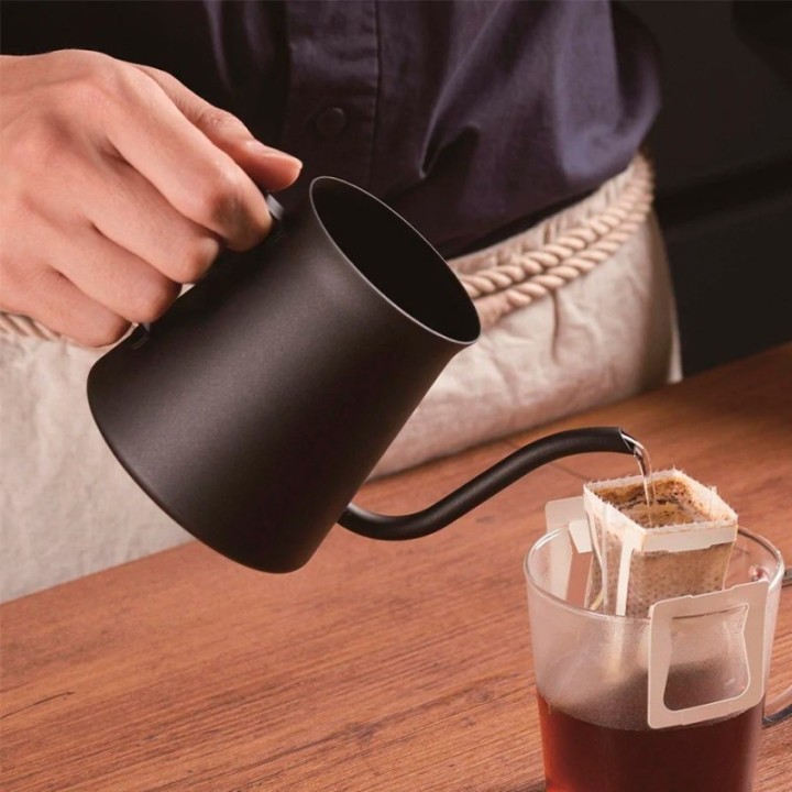 Hario Mini Drip Serving Jug Black