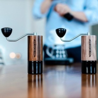 Comandante C40 MK4 Nitro Blade Virginia Walnut