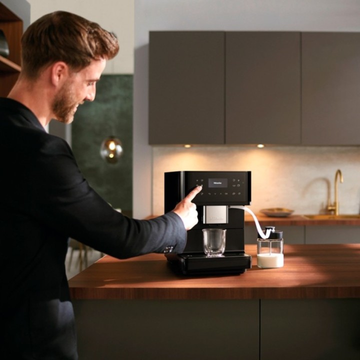 Miele CM 6560 MilkPerfection Obsidian Black PearlFinish Espresso Machine
