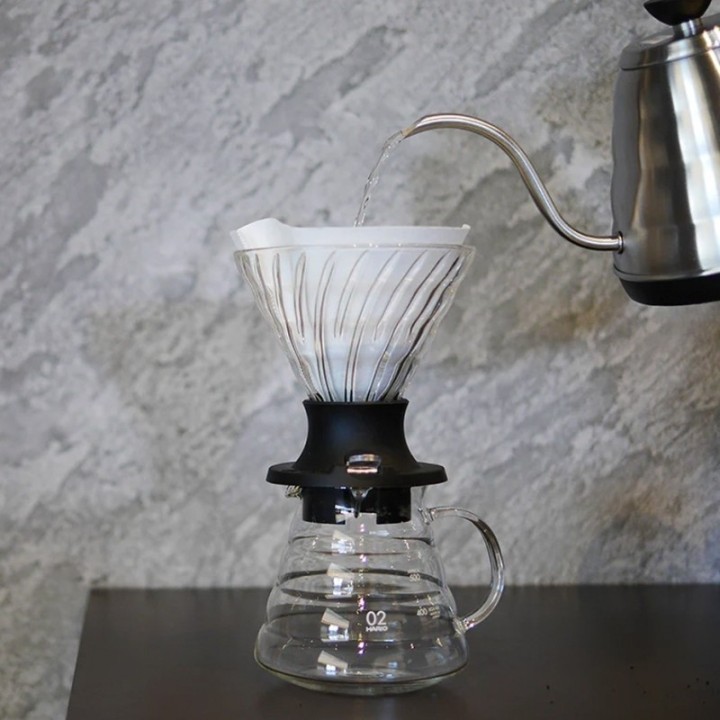 Hario Immersion Switch Dripper 2-cup. Includes 40 filters