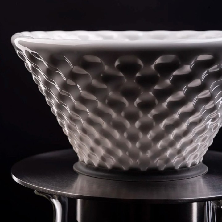 Loveramics Brewers Strong Dripper White 2 Cup Incl. Stand Black