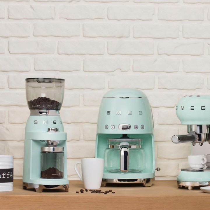 Smeg CGF11PGEU Coffee Grinder Pastel Green