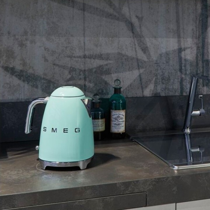 Smeg KLF04PGEU Electric kettle with temperature control 1.7L Pastel green