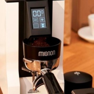 Eureka Mignon Dosing Funnel Black