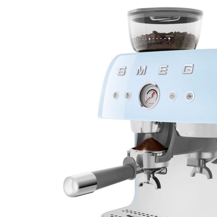 Smeg EGF03PBEU Manual espresso machine incl. grinder Pastel blue