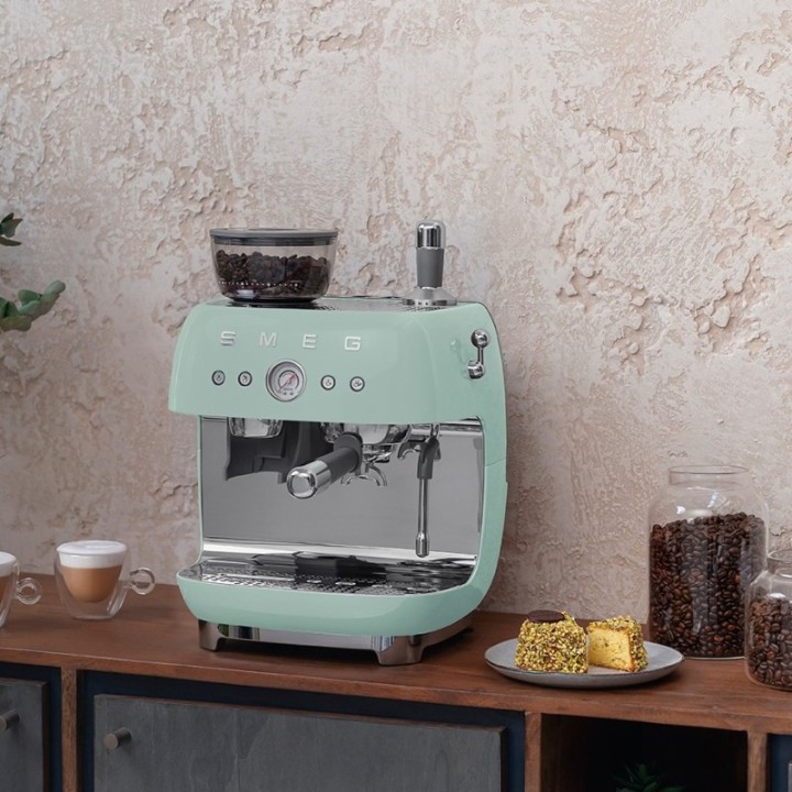 Smeg EGF03PGEU Manual espresso machine Incl. grinder Pastel green