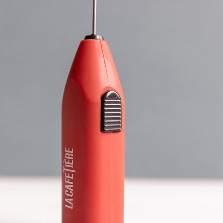 La Cafetière Milk Frother Red