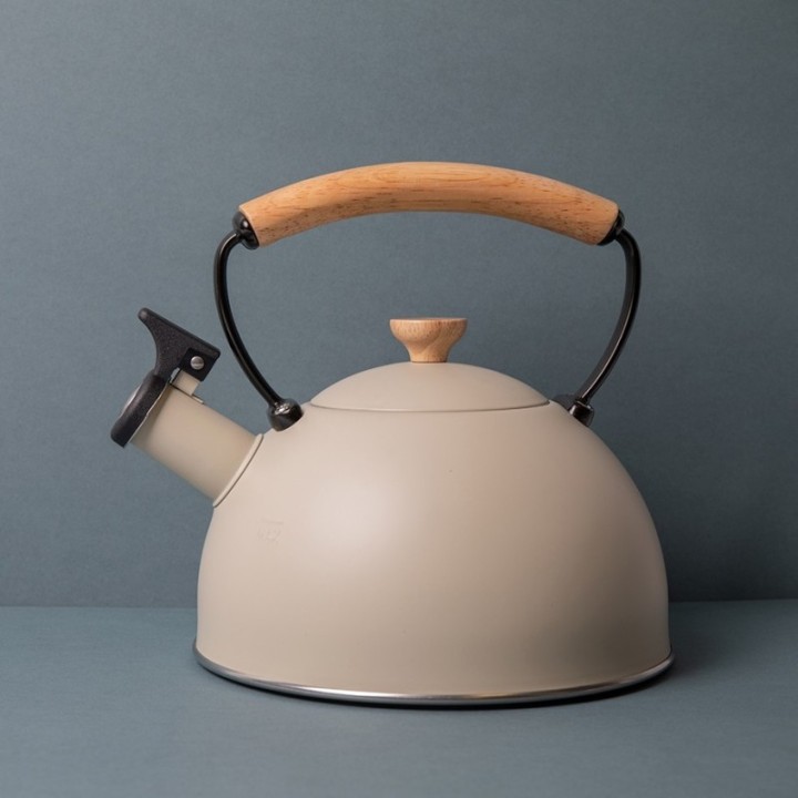 La Cafetière 1.6 L Kettle Latte with Wood