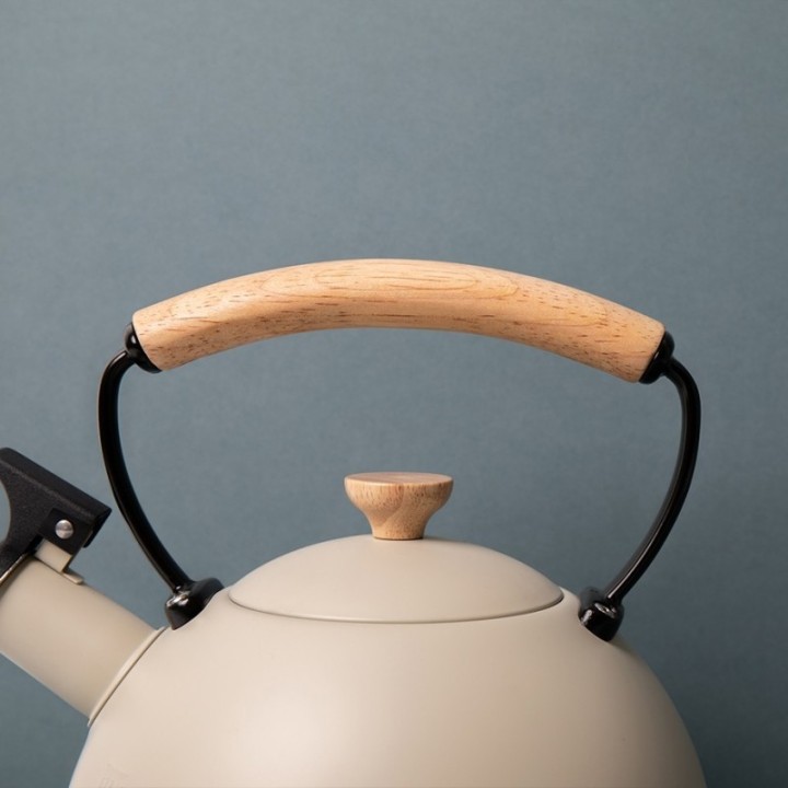 La Cafetière 1.6 L Kettle Latte with Wood