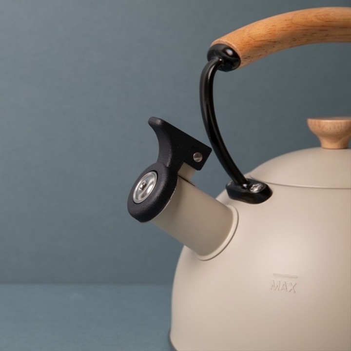 La Cafetière 1.6 L Kettle Latte with Wood