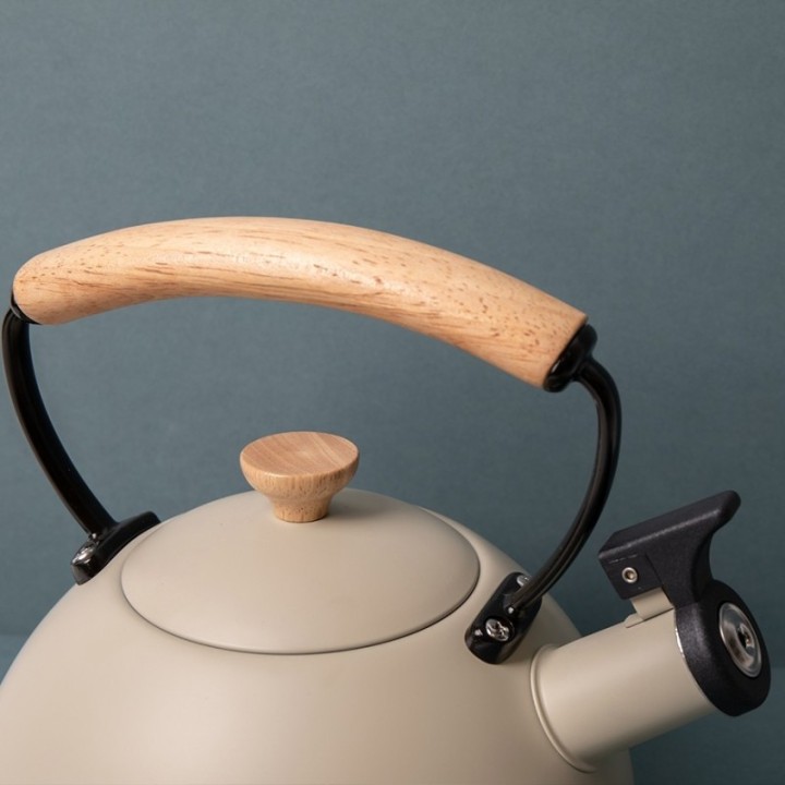 La Cafetière 1.6 L Kettle Latte with Wood
