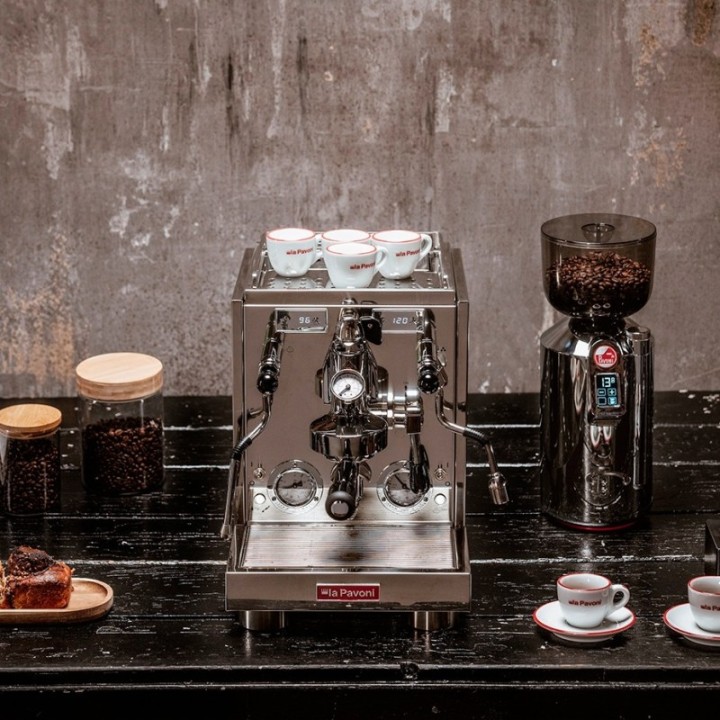 La Pavoni New Botticelli Specialty Inkl. Eureka Turbo, Baristaudstyr & Kopper