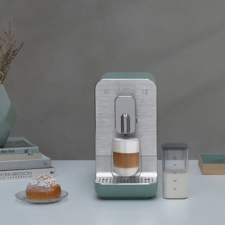 Smeg BCC13EGMEU Espressomaskine Grøn