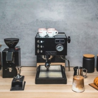 La Pavoni Casa Bar PID Sort LPMCBN02EU Espressomaskine