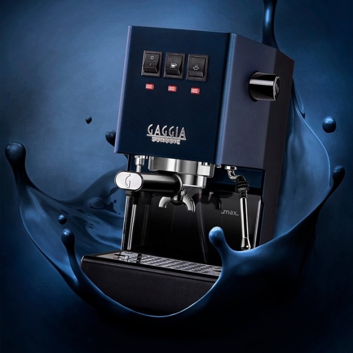 Gaggia Classic E24 Blue Espresso Machine incl. Eureka Mignon Zero 55s Matte Black Espresso Grinder & Barista Accessories