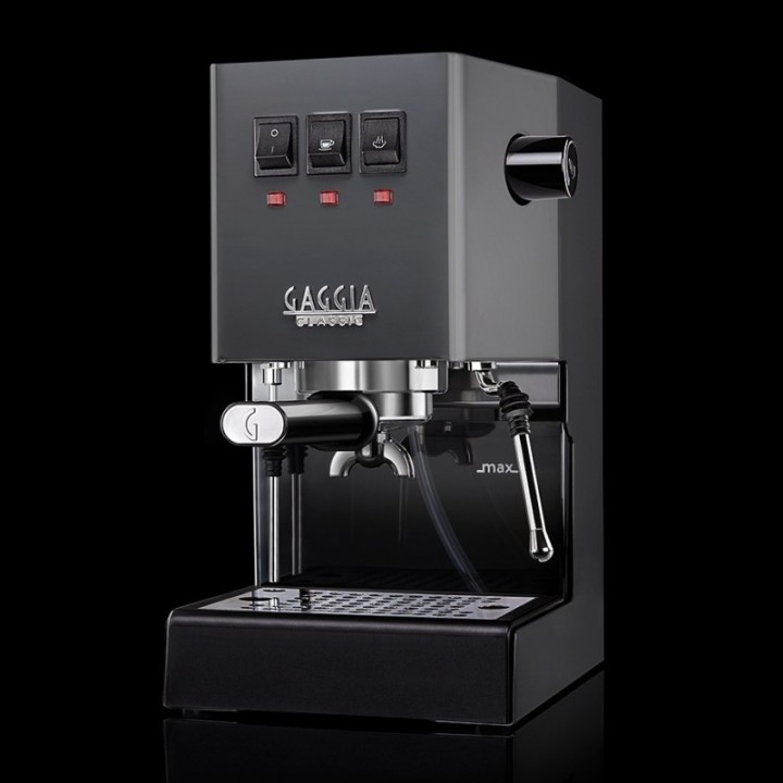 Gaggia Classic E24 Grey Espresso Machine incl. Eureka Mignon Zero 55s Black Grinder & Barista Accessories