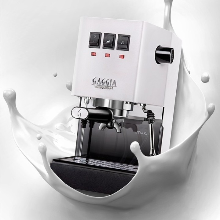 Gaggia Classic E24 White Espresso Machine incl. Eureka Mignon Zero 55s Matte Black Espresso Grinder & Barista Accessories