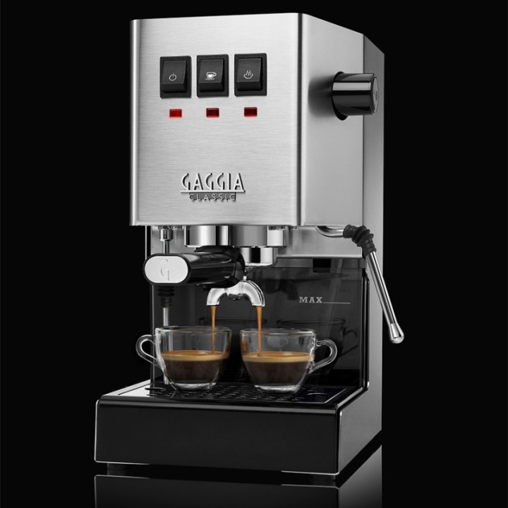 Gaggia Classic E24 Steel Espresso Machine incl. Eureka Mignon Zero 55s Black Grinder & Barista Accessories
