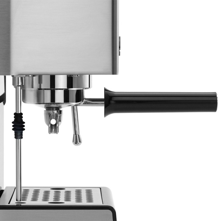 Gaggia Classic E24 Steel Espresso Machine incl. Eureka Mignon Zero 55s Black Grinder & Barista Accessories