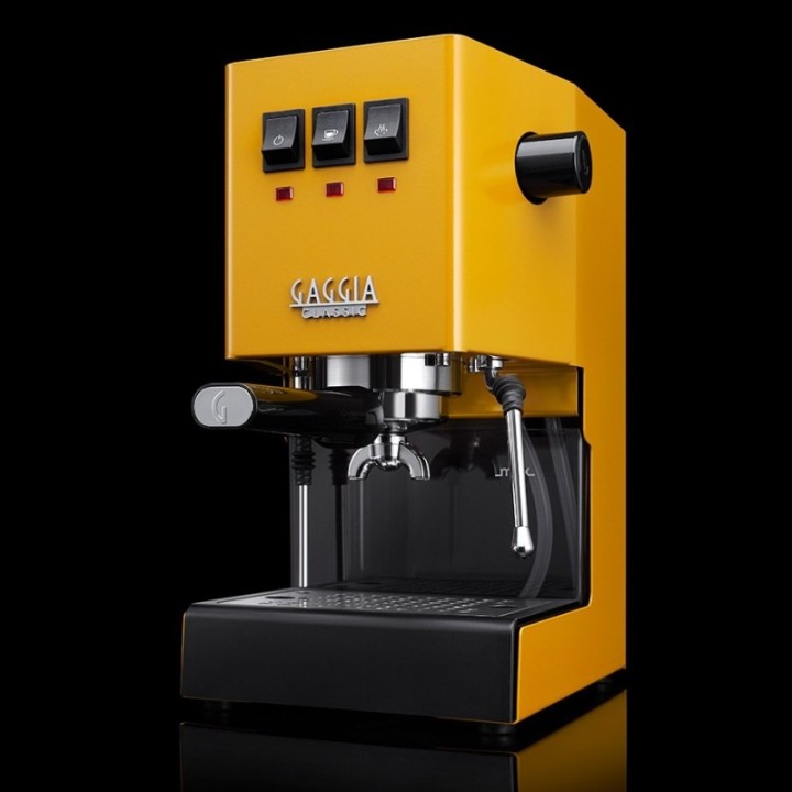 Gaggia Classic E24 Sunshine Yellow Espresso Machine incl. Eureka Mignon Zero 55s Black Grinder & Barista Accessories
