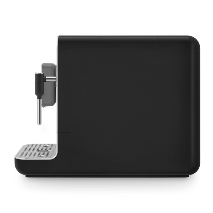 Smeg BCC12BLMEU Sort Inkl. Mælkekande 0,35L & Crema Intenso 1kg