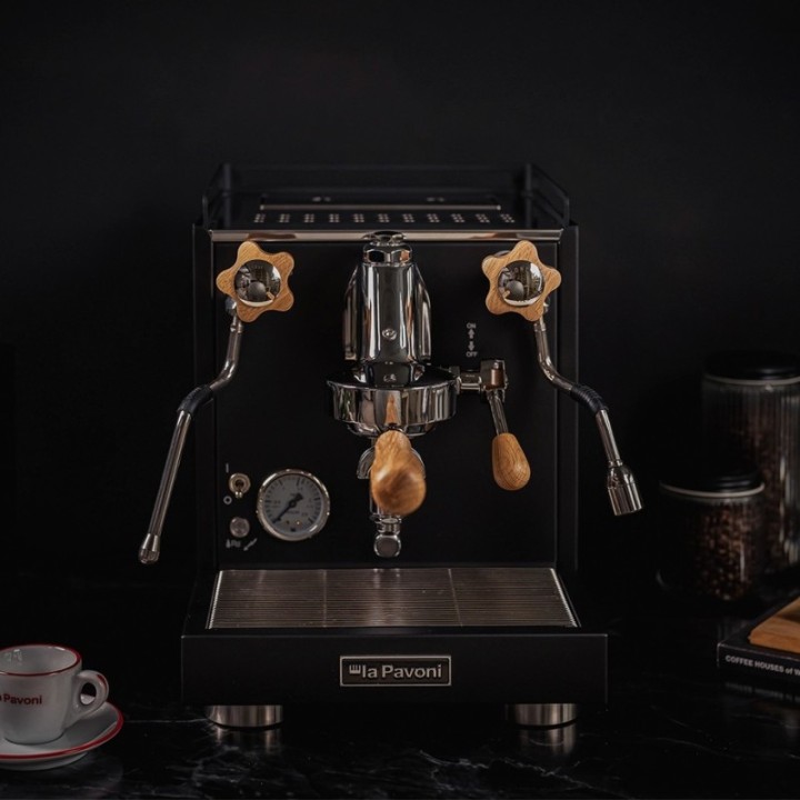 La Pavoni Portafilter Double Spout Inkl. Greb til La Pavoni Espressomaskiner Egetræ