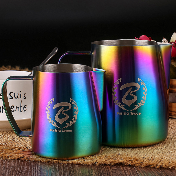 Barista Space Sandy Rainbow Mælkekande 0,45L Titanium