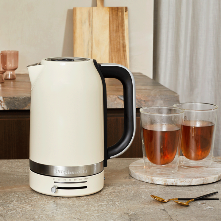 KitchenAid 5KEK1701EAC Elkedel 1,7 L Creme