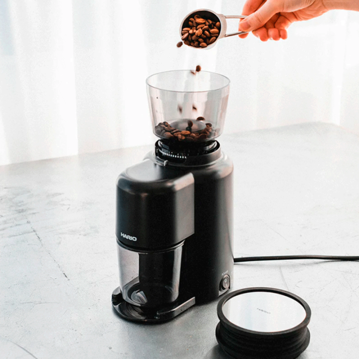 Hario V60 Elektrisk Kaffekværn m. Blow Up System