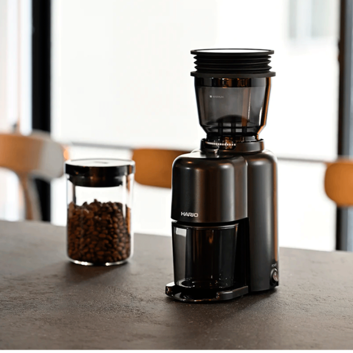 Hario V60 Elektrisk Kaffekværn m. Blow Up System