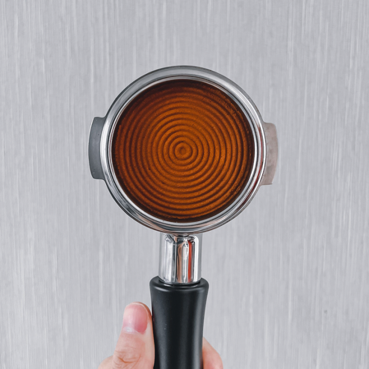 Normcore V4 Tamper med Fjeder & Riller 53,3 mm Sort