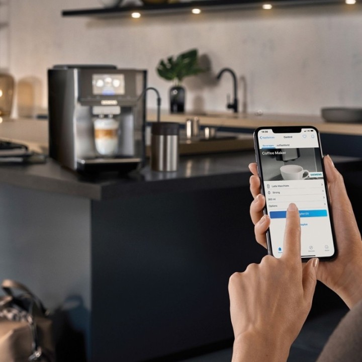 Siemens TP715R07 EQ700 Inox Silver Metallic Espressomaskine Inkl. Mælkebeholder Glas 0,7L