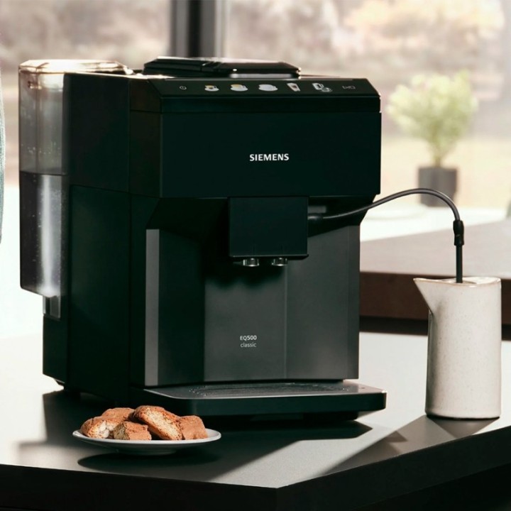 Siemens TP511R09 EQ500 Espressomaskine Inkl. Mælkebeholder & 2kg Rigtig Kaffe Hele kaffebønner