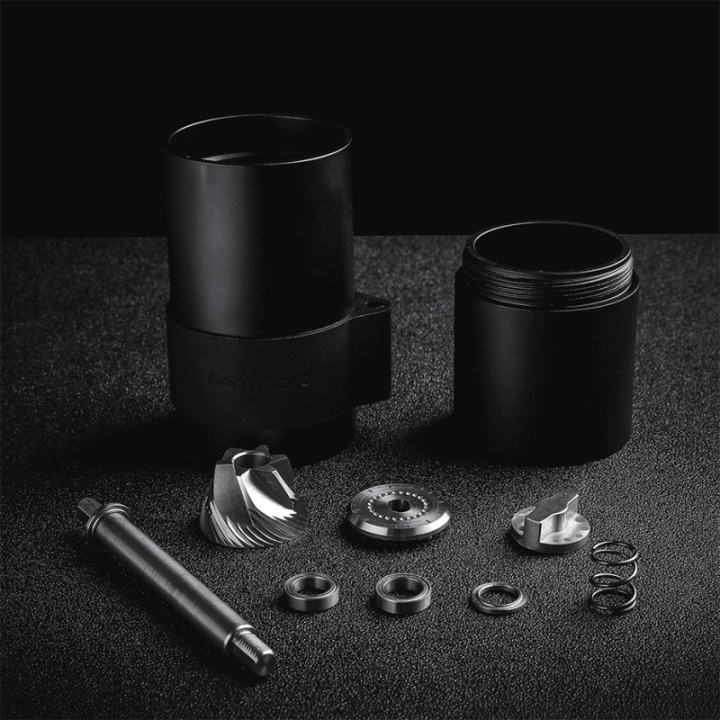 Normcore Manuel Kaffemølle V2 44mm Rustfri Stål