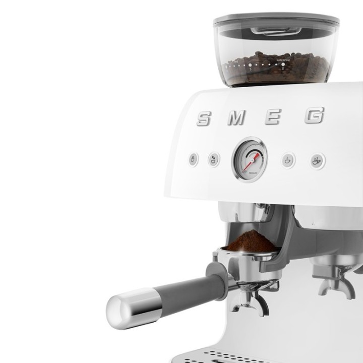 Smeg EGF03WHEU Manual espresso machine Incl. grinder White