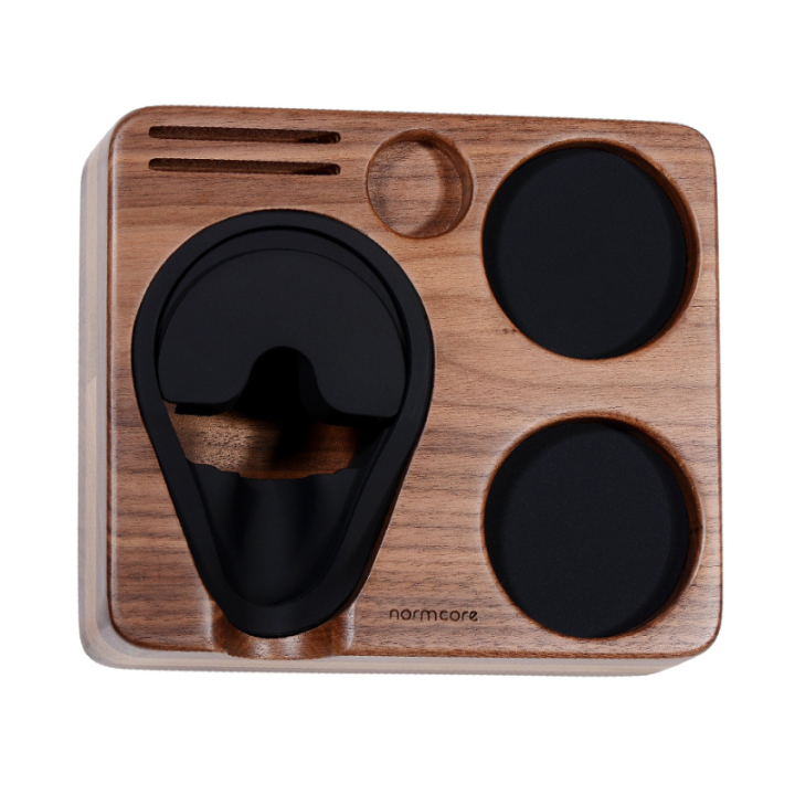 Normcore V4 Tamper med Fjeder & Titaniumsbelægning 58 mm Flerfarvet Træ Inkl. Kompakt Tamper Station Valnøddetræ 58 mm