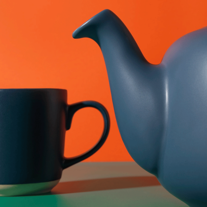 La Cafetière 1,2 L Tebrygger Navy Inkl. Østerlandsk Thehus Admirality Te Pyramidetebreve 75 stk