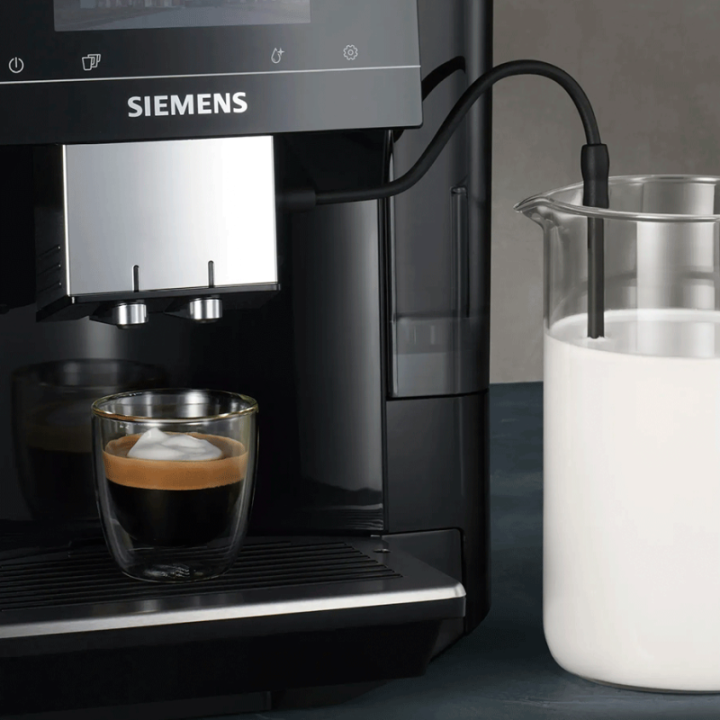 Siemens TP713R19 EQ700 Classic Piano Sort Espressomaskine Inkl. Siemens Mælkebeholder Glas 0,7L