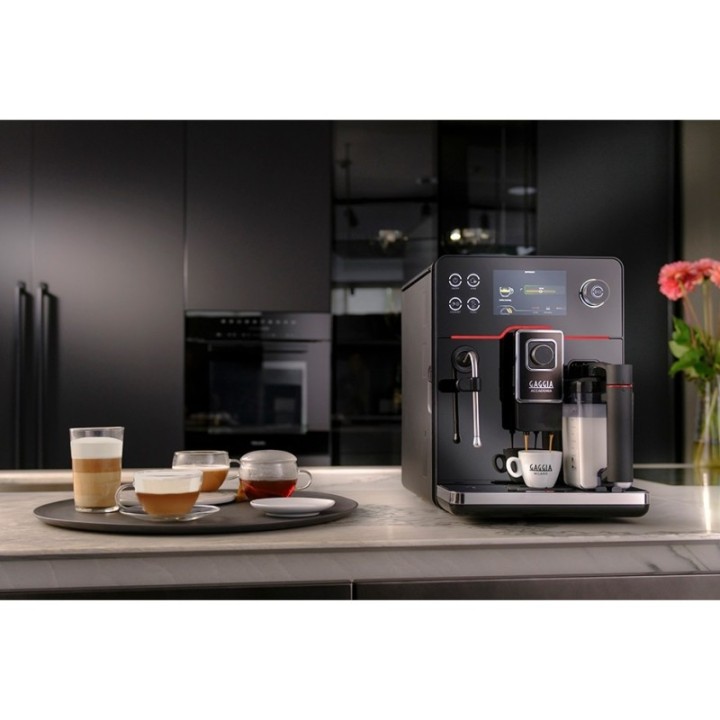 Gaggia Accademia Espressomaskine Inkl. Mælkekande 0,5L & 5x400g Rigtig Kaffe Organic Brun Serie