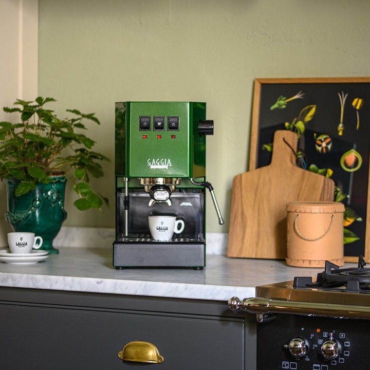 Gaggia Classic E24 Jungle Green Espressomaskine Inkl Eureka Mignon Zero 55s & Baristaudstyr