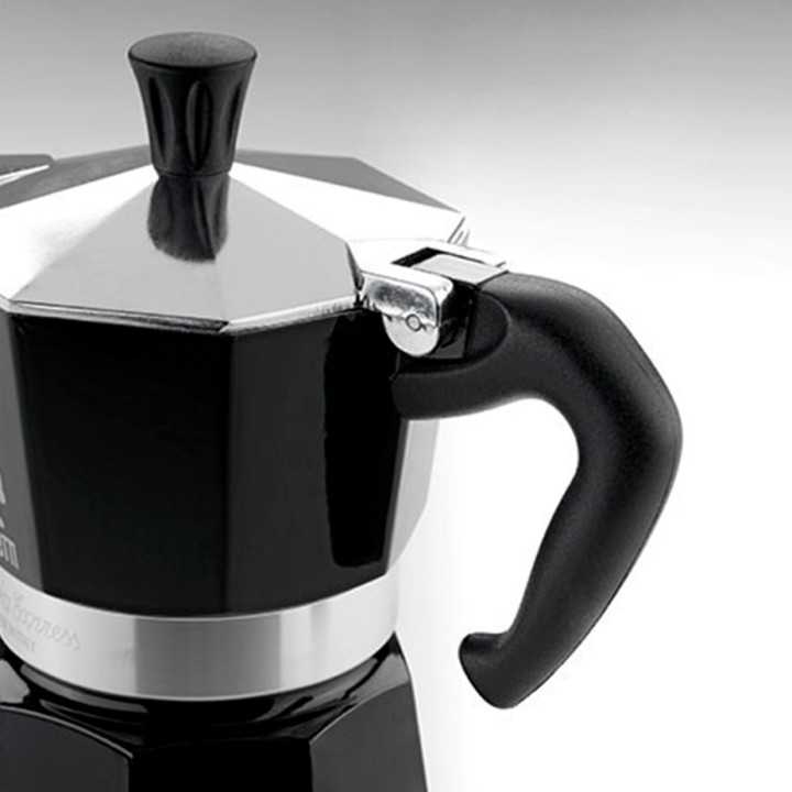 Bialetti Moka Express 3 Kop. Espressokande Sort Bialetti Moka Express 3 Kop. Espressokande Sort