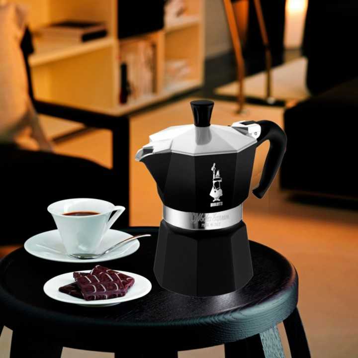 Bialetti Moka Express 3 Kop. Espressokande Sort Bialetti Moka Express 3 Kop. Espressokande Sort