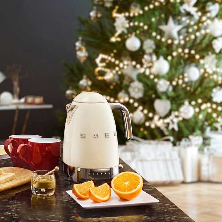Smeg KLF03CREU Elkedel 1,7L Creme Smeg KLF03CREU Elkedel 1,7L Creme