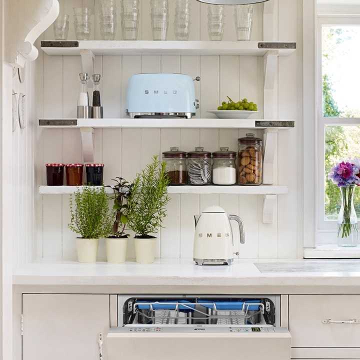 Smeg KLF03CREU Elkedel 1,7L Creme Smeg KLF03CREU Elkedel 1,7L Creme