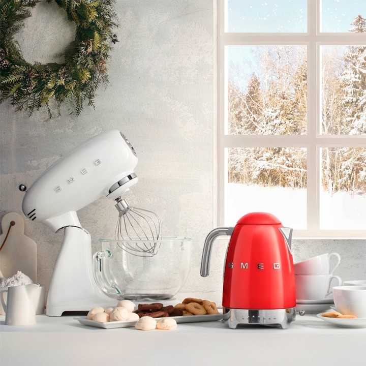 Smeg KLF04RDEU Elkedel m. Temperatur 1,7L Rød Smeg KLF04RDEU Elkedel m. Temperatur 1,7L Rød