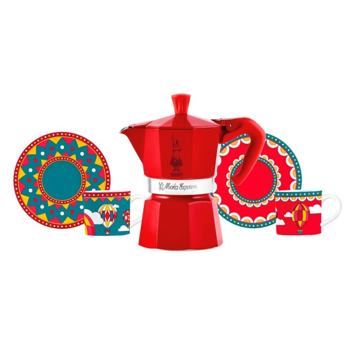Bialetti Moka Express 3 Kop. Espressokande Rød Inkl. Espressokopper m. Underkopper 2 stk – Winter Wonderland Limited Edition Bialetti Moka Express 3 Kop. Espressokande Rød Inkl. Espressokopper m. Underkopper 2 stk – Winter Wonderland Limited Edition