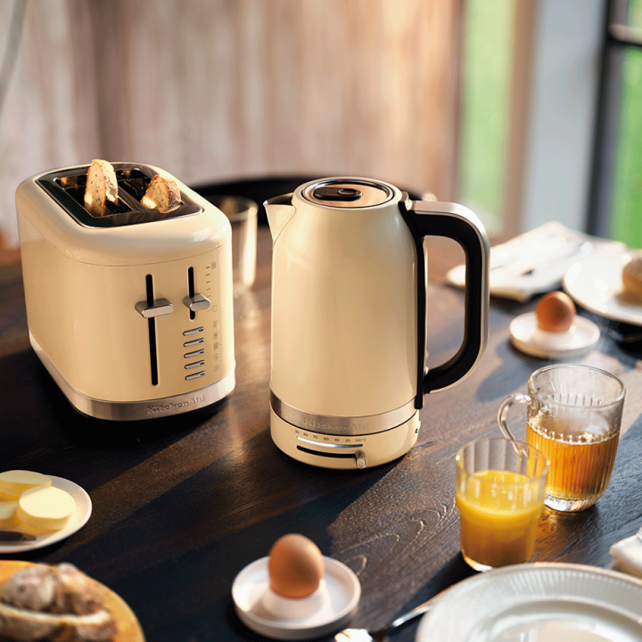 KitchenAid 5KEK1701EAC Elkedel 1,7 L Creme KitchenAid 5KEK1701EAC Elkedel 1,7 L Creme