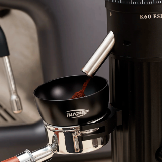 IKAPE Kompakt Tamper Station Creme